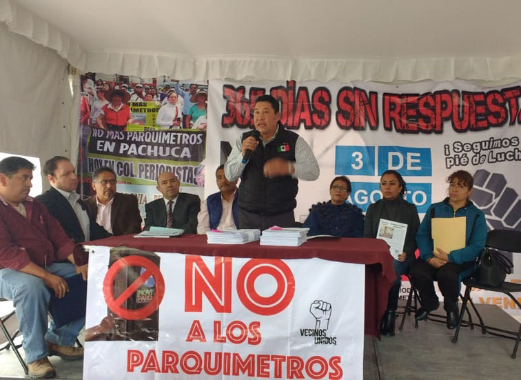 Al momento han logrado recaudar un total de dos mil firmas. (Teodoro Santos)