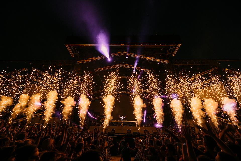Cada año, Lollapalooza  reúne a grandes exponentes de la industria musical. (Foto: Facebook)