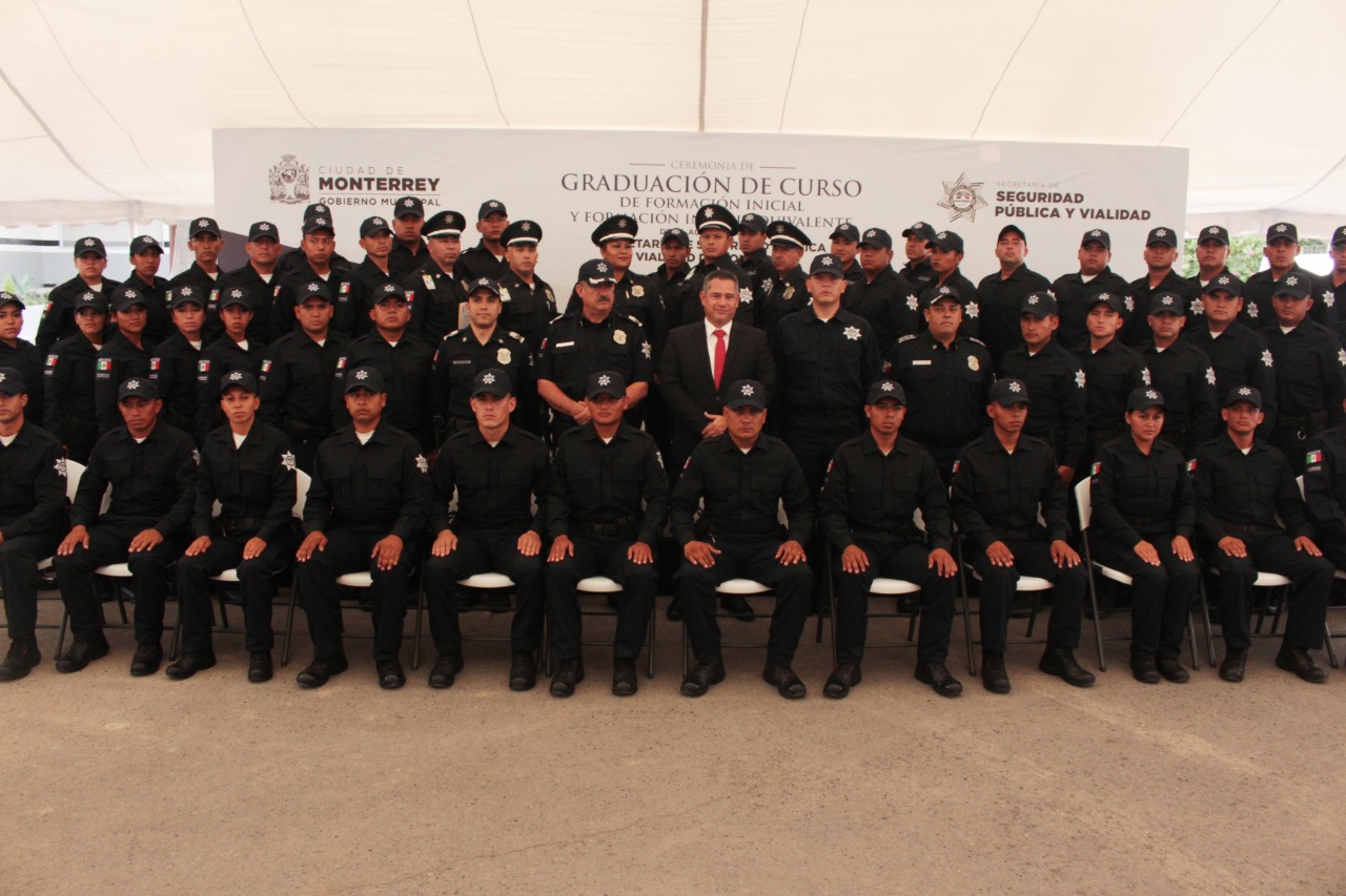 Ahora, Monterrey tendrá 1500 policías. (Foto: Roberto Alanís)