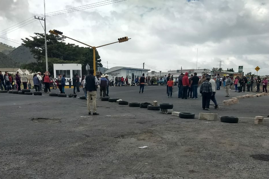 Por segundo día consecutivo, pobladores de Cuyoaco bloquearon carreteras (Agencia Enfoque)