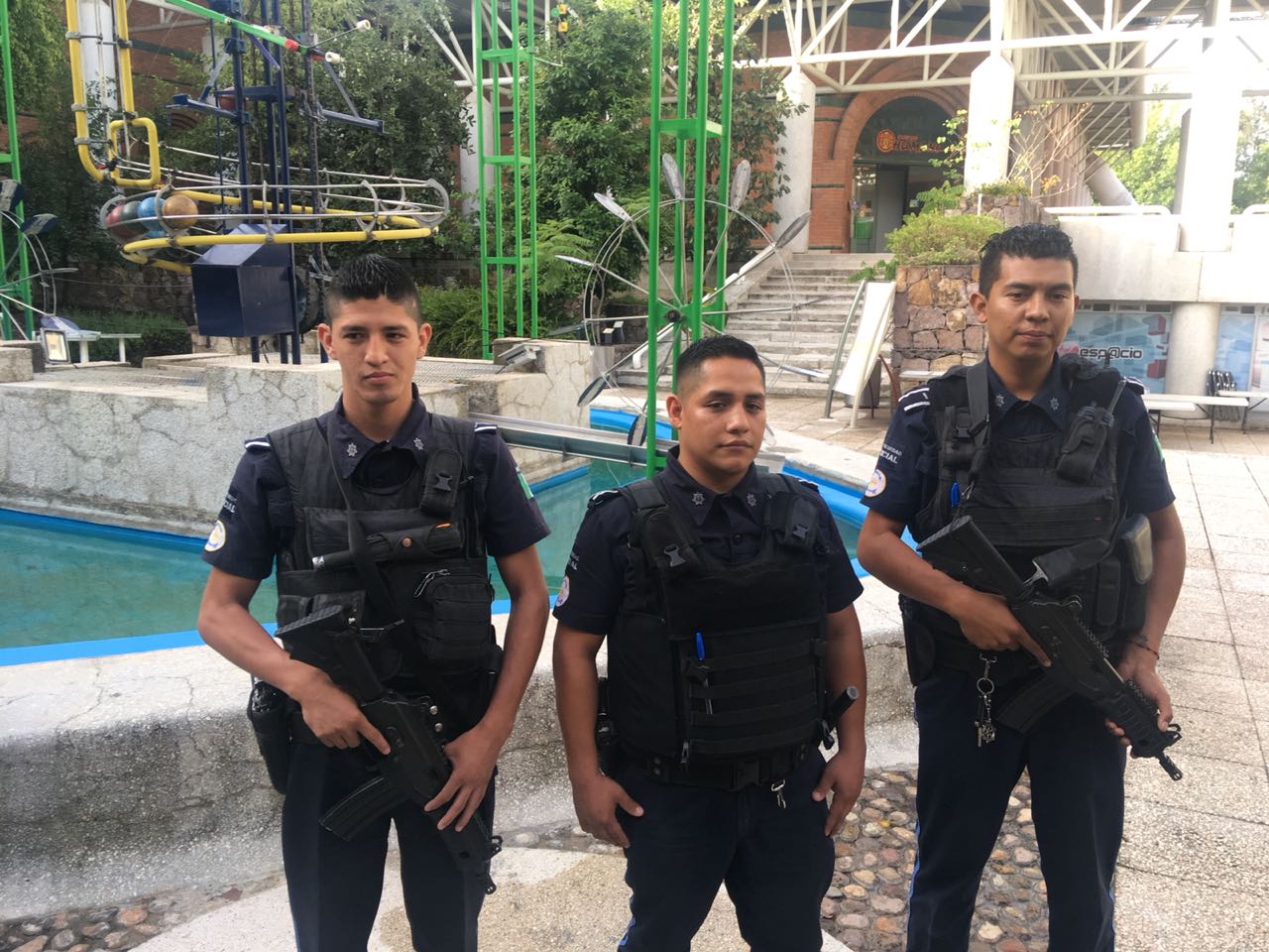 Tres elementos que ayudaron a mujer embarazada. (Foto Pablo Flores)