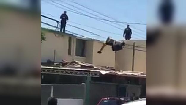 Fuerte movilización policiaca causó el ladrón. Foto: Especial