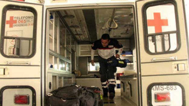 El hombre fue trasladado hacia el hospital Metropolitano. (Foto: Archivo)