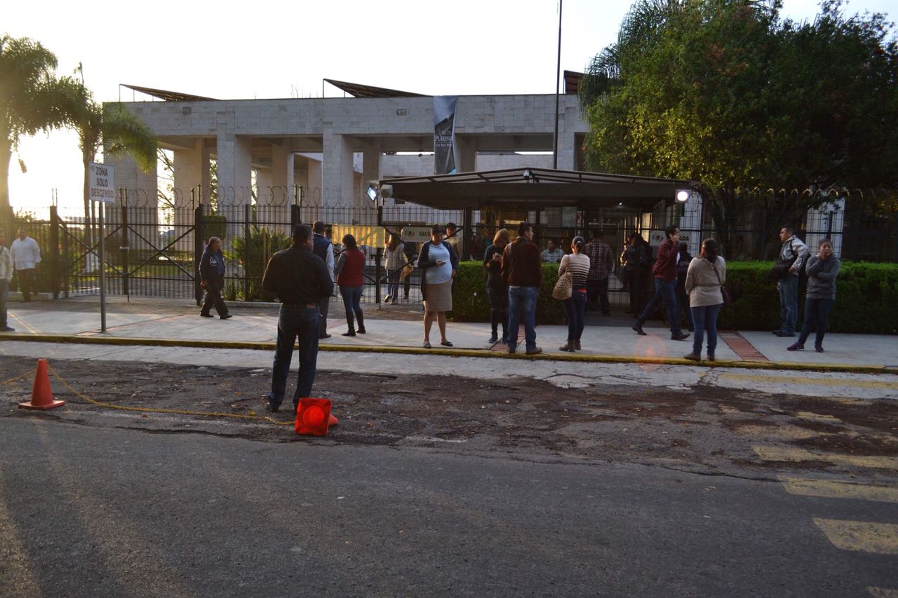 Morena advirtió que  permanecerán en protesta el tiempo que sea necesario. (Isabel Zamudio)