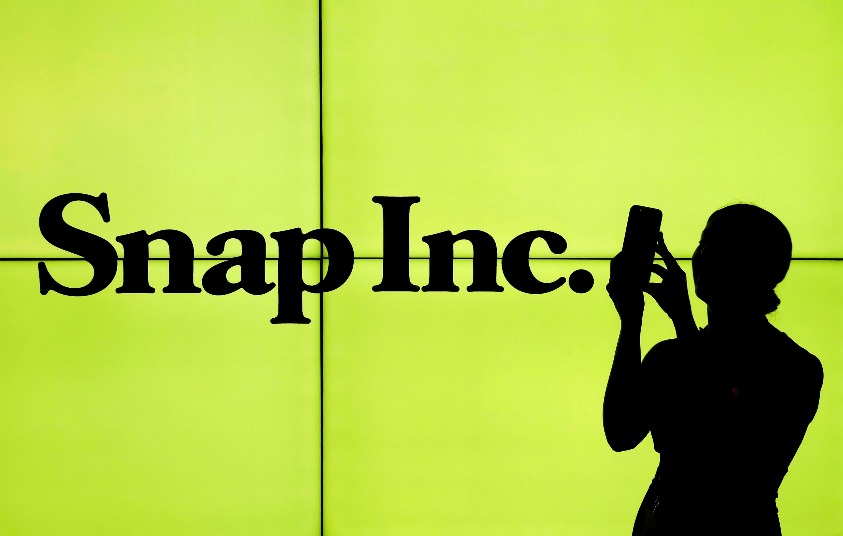 Snap tiene cuatro productos: Snapchat, Spectacles, Bitmoji y Zenly. (Foto: Reuters)