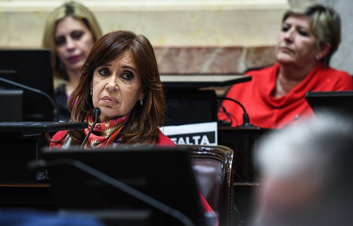 Cristina Fernández de Kirchner lamentó que el Senado votara en contra de la legalización del aborto sin proponer una alternativa de solución al proble