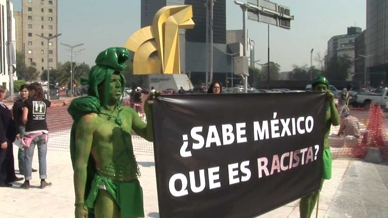 Servicios médicos, escolaridad y apoyos gubernamentales son ámbitos donde se expresa la discriminación (Especial)