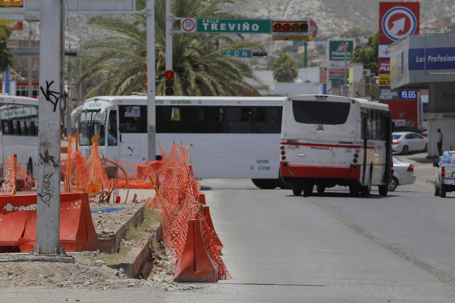 Los transportistas rechazaron la propuesta de la reestructuración de rutas presentada por la autoridad de Coahuila. (Manuel Guadarrama)