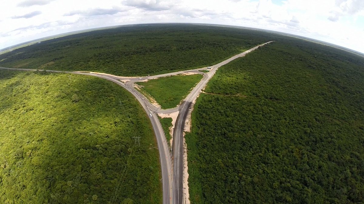 Esta autopista ha impulsado las zonas turísticas de Yucatán y Quintana Roo