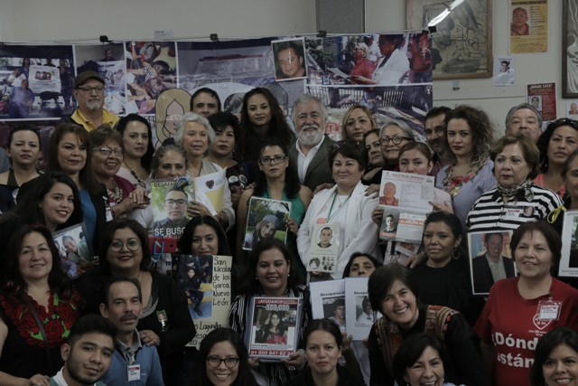 Familiares de desaparecidos se reúnen con la próxima secretaria de Gobernación, Olga Sánchez Cordero y con Alejandro Encinas/Especial.