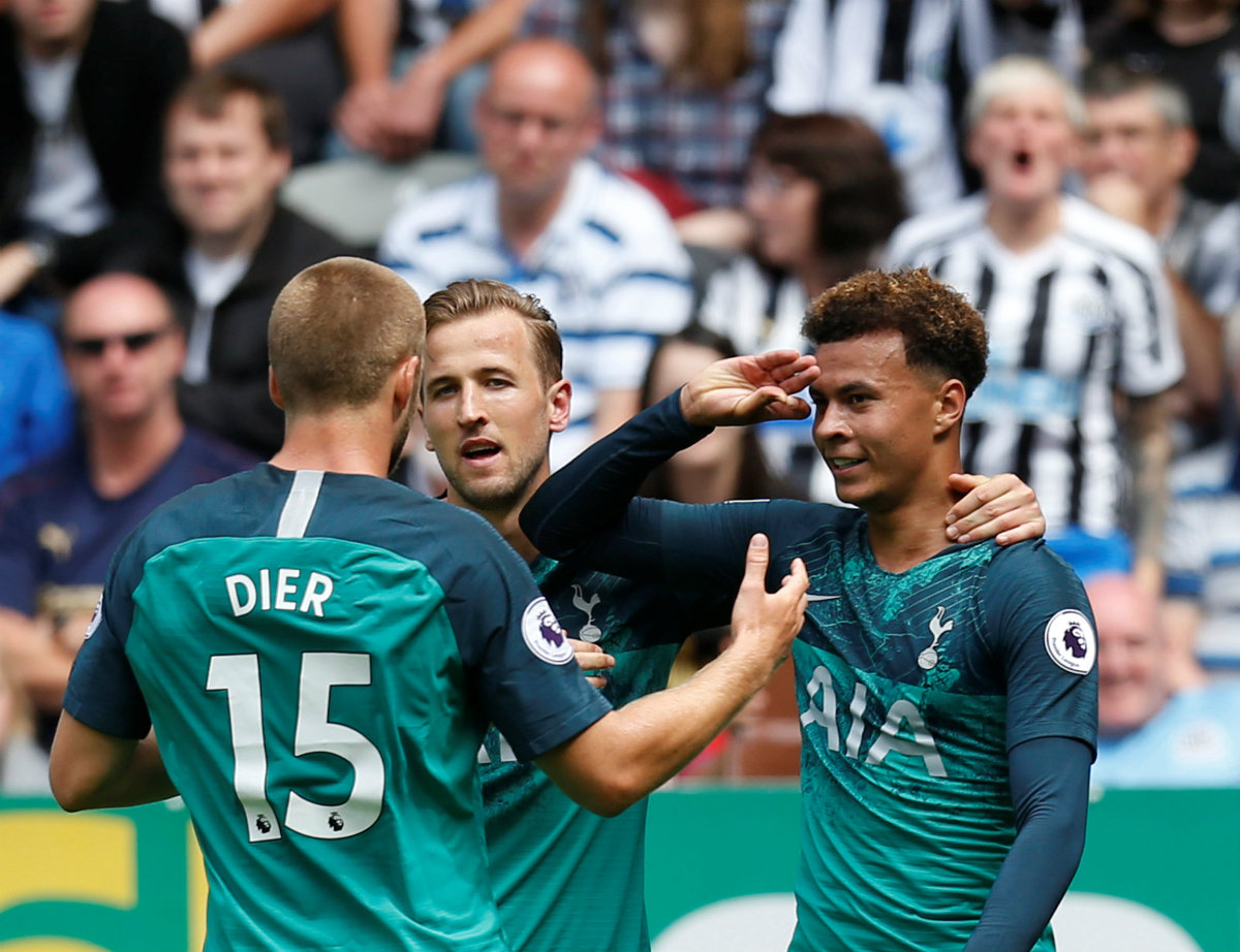 Dele Alli celebra tras marcar con el Tottenham (Reuters)