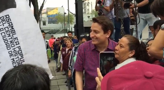 Néstor Núñes realizó un mitin en la colonia Doctores. (Cinthya Sttetin)