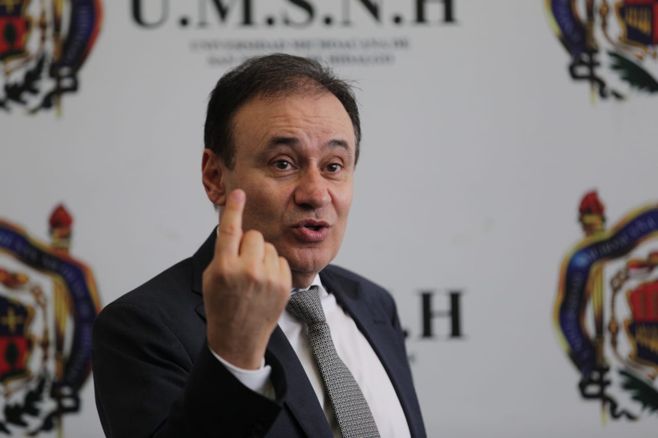 Alfonso Durazo dijo que de los foros saldrá el plan de trabajo a seguir en materia de seguridad. (Omar Franco)