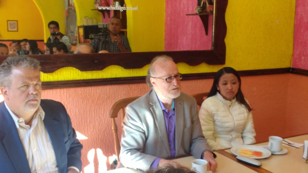 El académico condenó la guerra política que mantiene el titular del ejecutivo con Sosa Castelán. (Teodoro Santos)