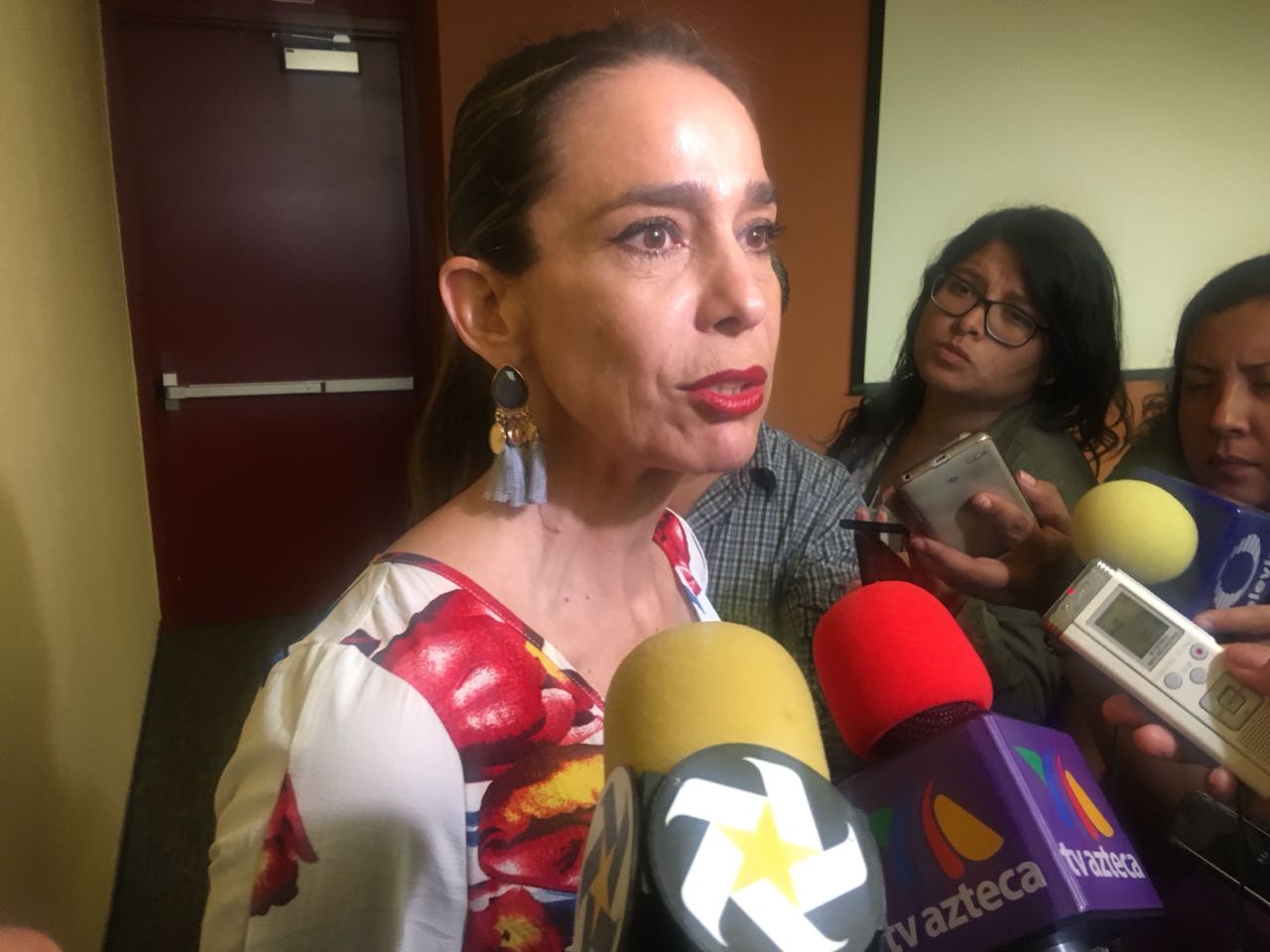 Rocío Naveja es sustituida en Mesa Ciudadana de Seguridad. (Foto Pablo Flores)