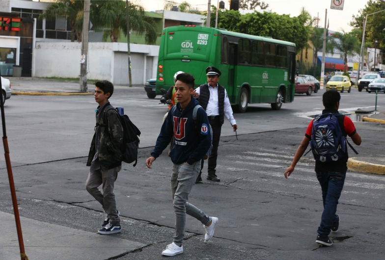 Elementos de la Policía Vial apoyarán en los centros escolares que por su ubicación presentan más conflictos viales.