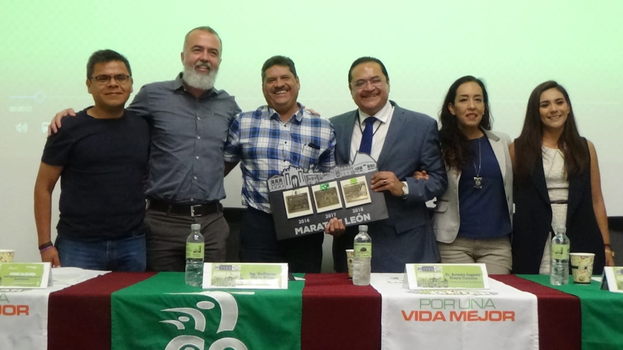 El objetivo es no perder transmisión del Maratón León 2018. (Foto Luis Omar Morales)