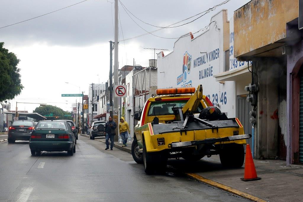 Los servicios de arrastre en grúas serán rotados y contarán con una tarifa fija (Sergio Cervantes / Archivo)