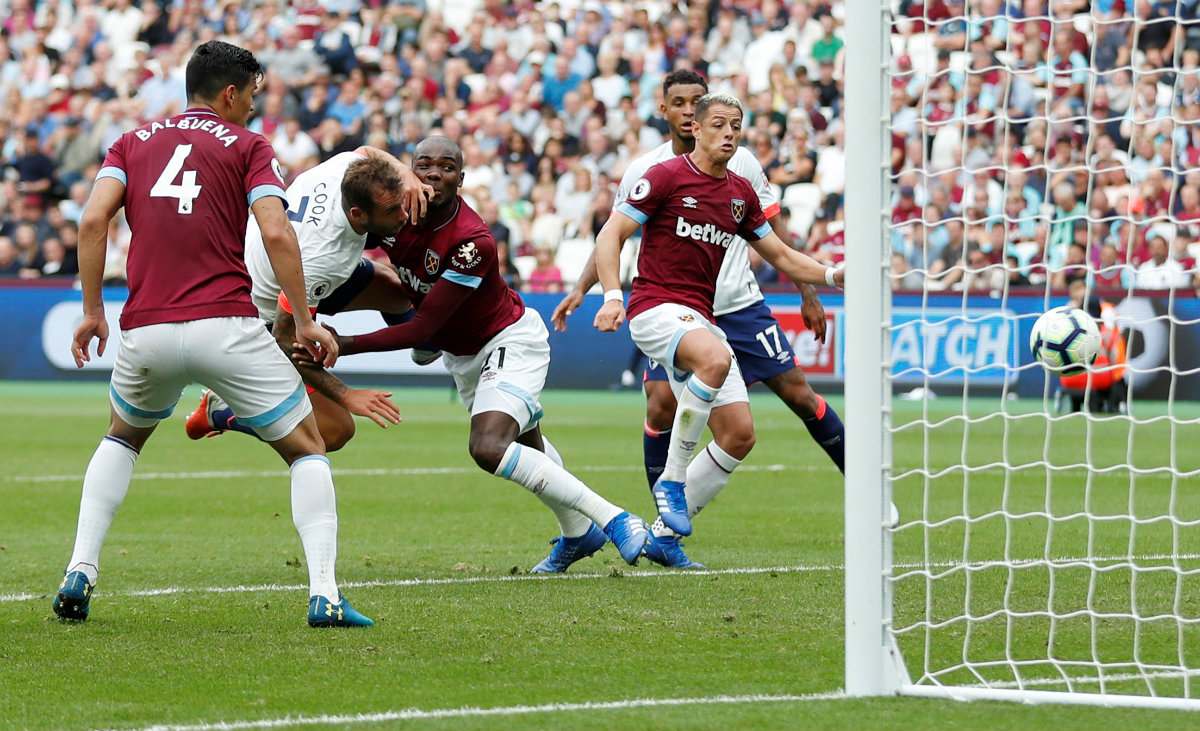 'Chicharito' y el West Ham suman su segunda derrota en la Premier League (Reuters)