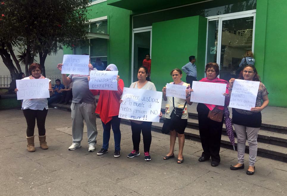 Se plantaron afuera de la fiscalía de Ecatepec (Alejandra Gudiño).