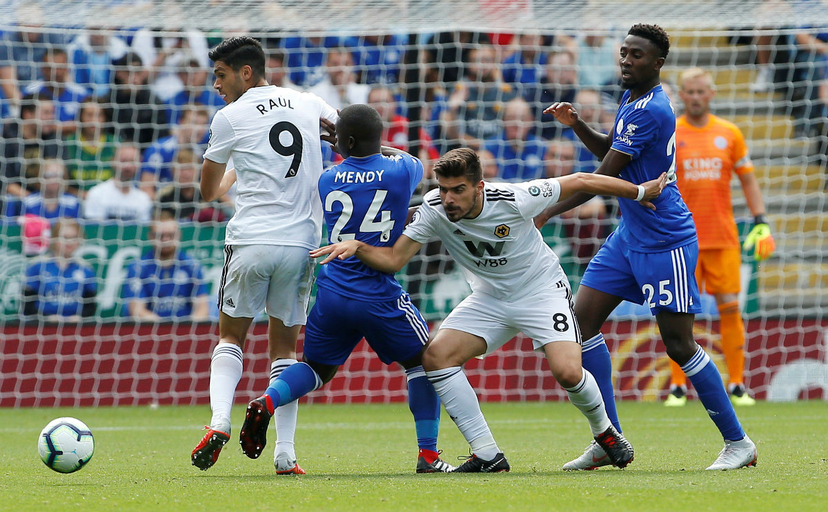 Raúl Jiménez sufre su primera derrota con los Wolves en la Premier League (Reuters)
