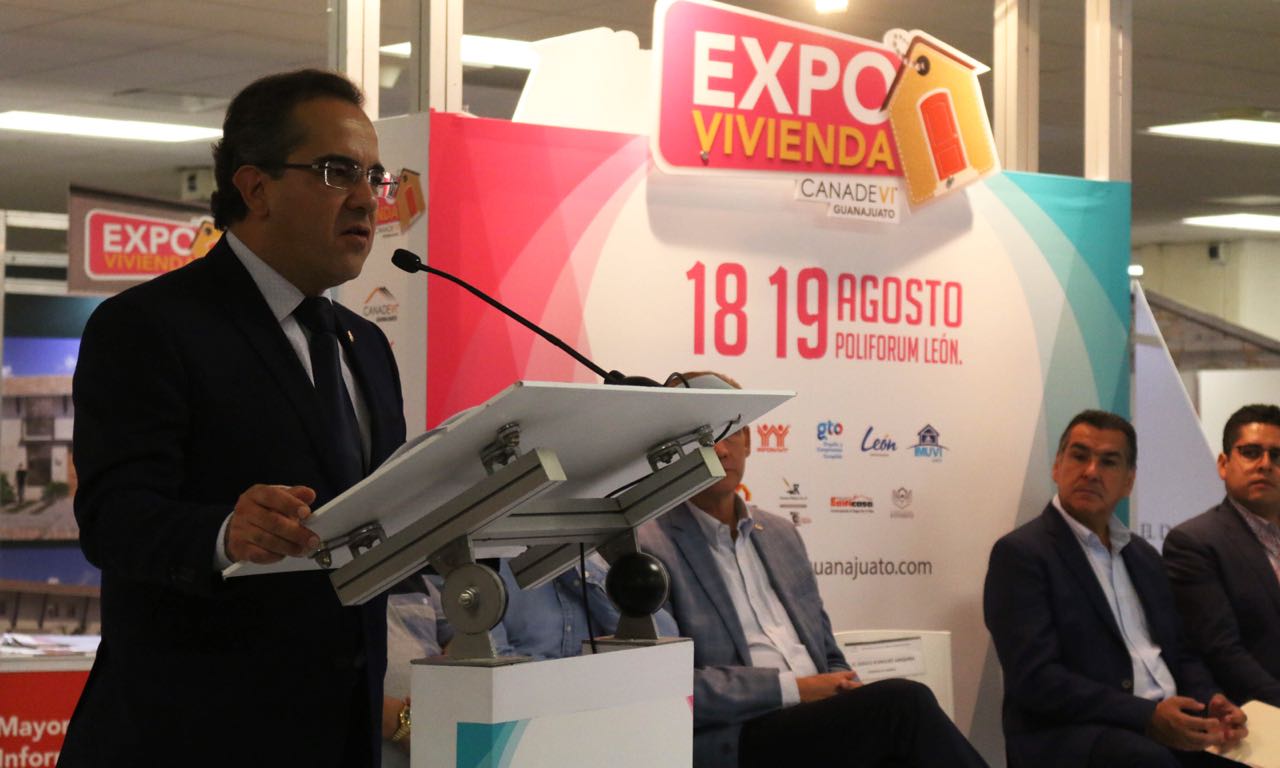 El Secretario de Gobierno Gustavo Rodríguez Junquera inauguró la “Expovivienda Canadevi Guanajuato 2018