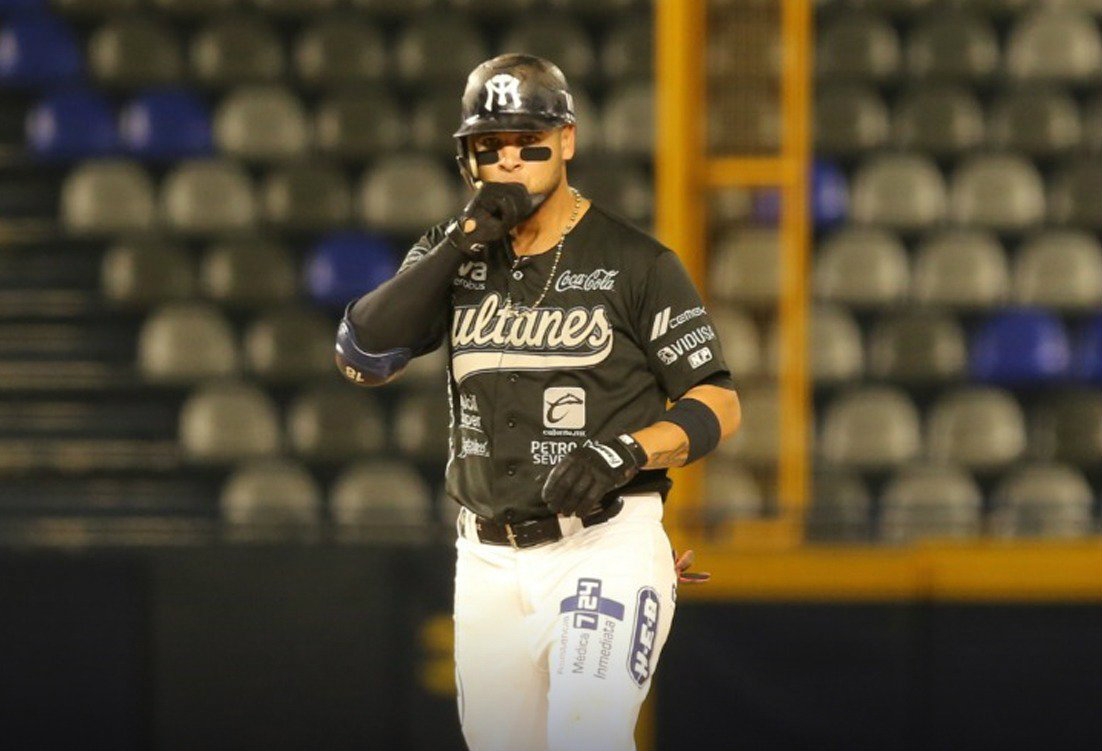 Sultanes vencen a Saraperos (Twitter @SultanesOficial)