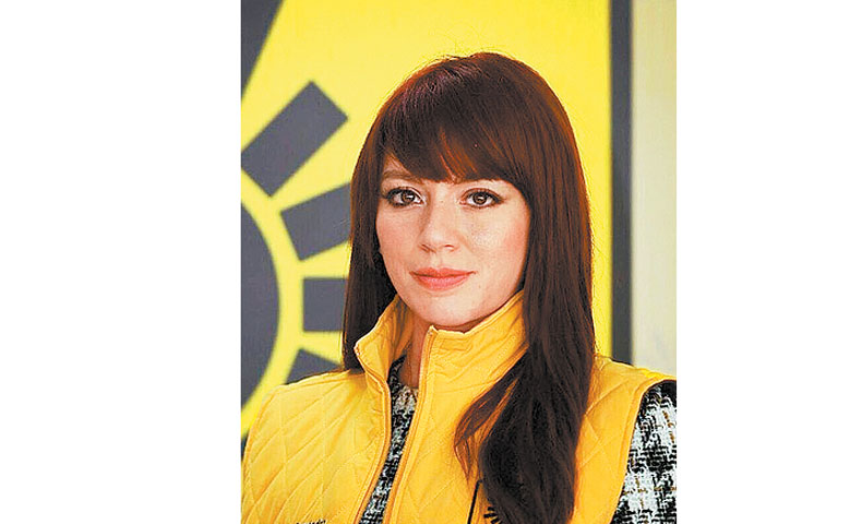 La secretaria Estephany Santiago. (Especial)