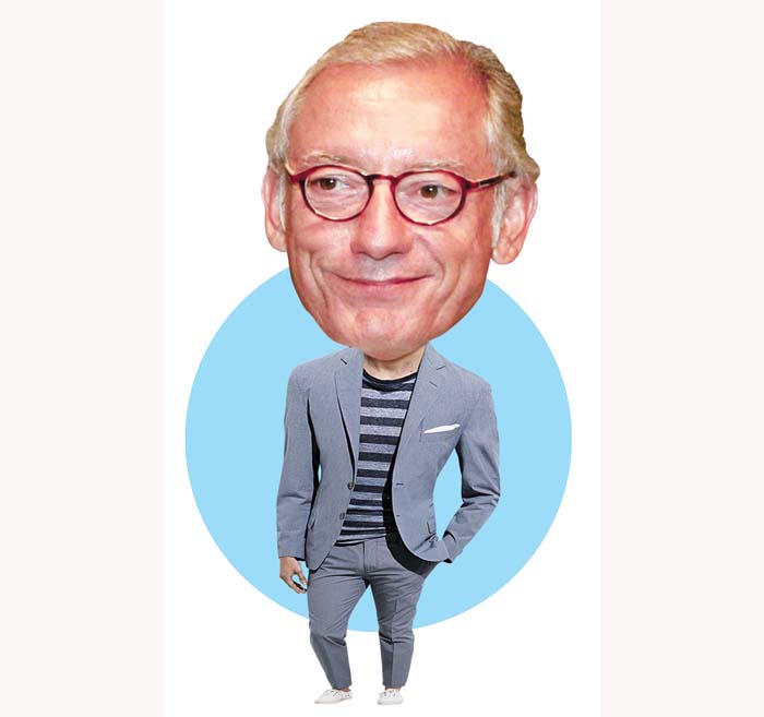 De acuerdo con la revista "Forbes", se estima que Andic acumula cerca de 3 mil 200 millones de euros.
