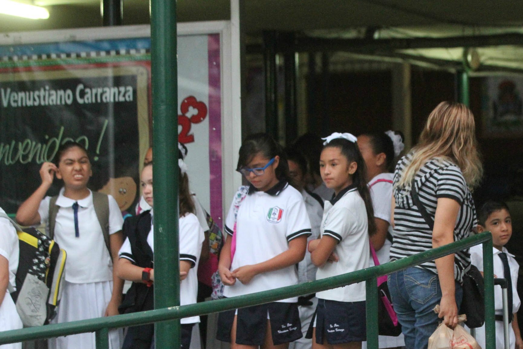 Los alumnos tomaron clases sin aire acondicionado. (Foto: Archivo, Leonel Rocha)