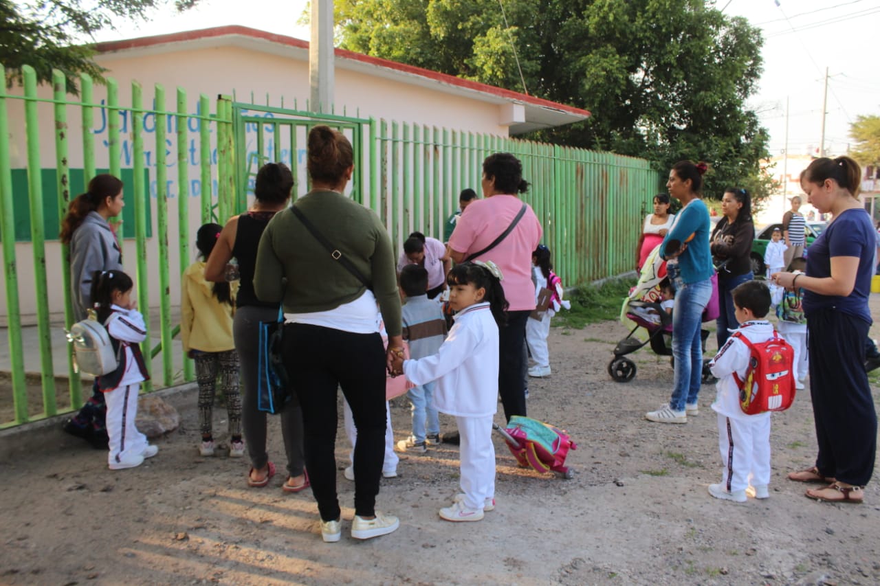 Preescolares en León. (Foto Dany Béjar)