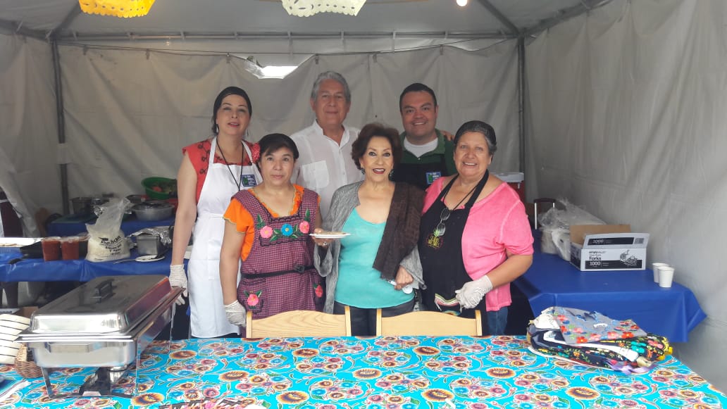 Las cocineras tradicionales de la Laguna, participaron en el Encuentro Mundial de Gastronomía Mexicana. (Cortesía)