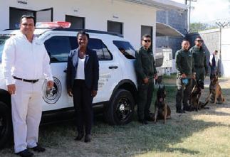 Entregan vehículo a Unidad Canina en Matamoros (Cortesía)