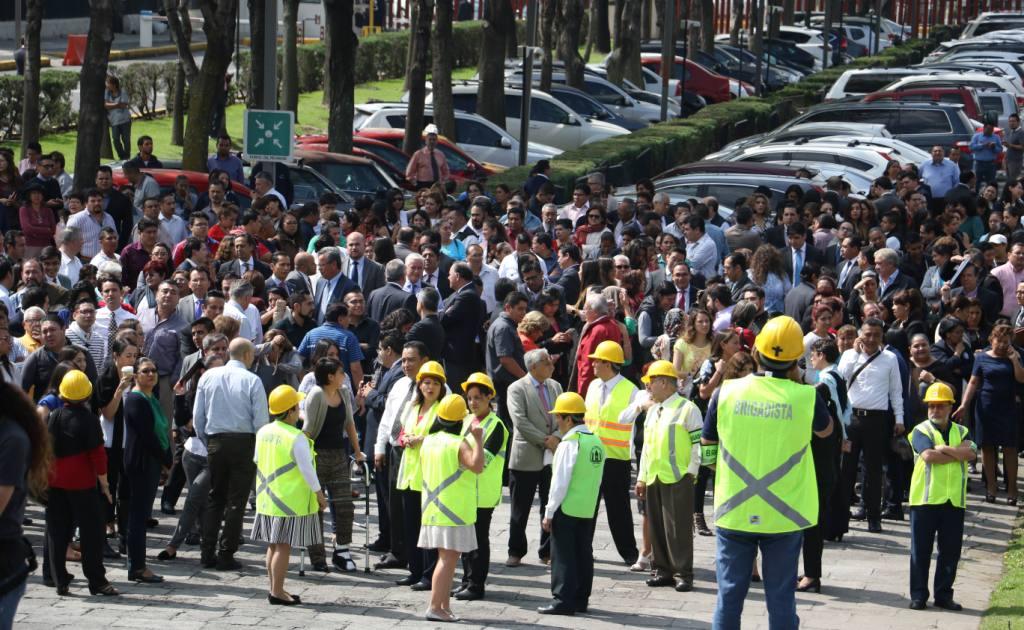 El simulacro considera un sismo de 7.2 con epicentro en Acatlán de Osorio, Puebla. (Cuartoscuro)