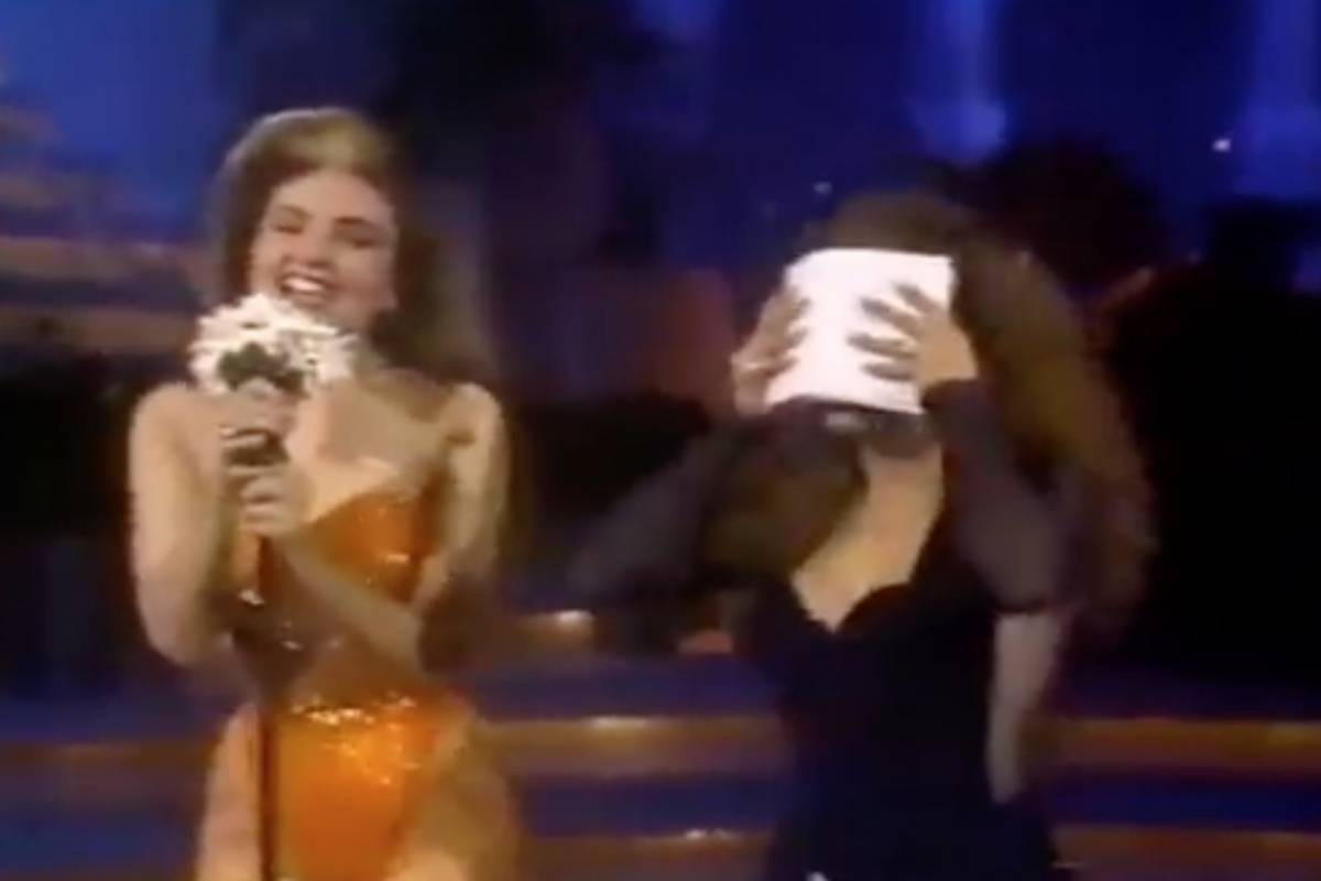 Thalía hizo pasar bochornoso momento a Verónica Castro en 1992 (Televisa).