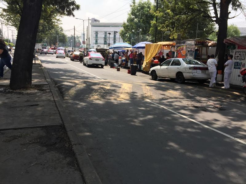 Vecinos de la delegación Coyoacán explicaron que la instalación de las estructuras metálicas se fue realizando de forma gradual. (Cinthya Stettin)