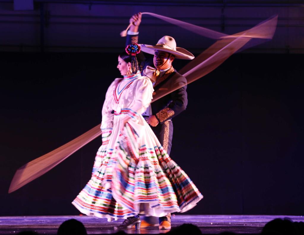 Ballet Folklórico de México de Amalia Hernández​ es uno de los conjuntos dancísticos más importantes del país. (Especial)