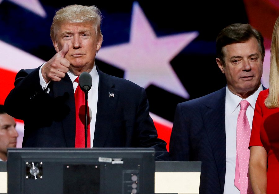 Donald Trump dijo que Paul Manafort no cedió a la presión. (Reuters)