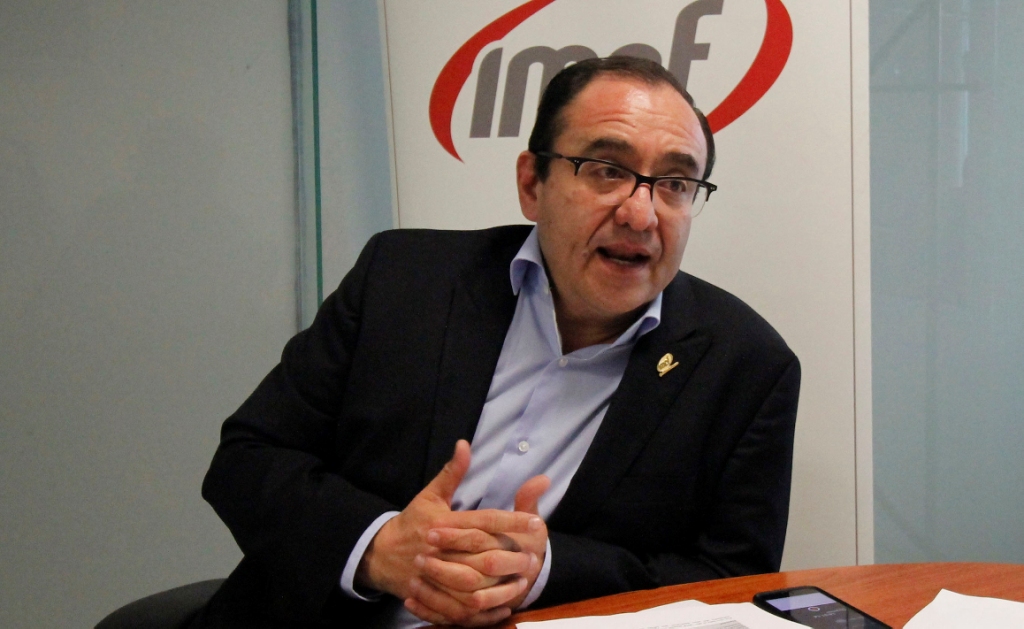 Juan Espinosa Vargas, titular del  Instituto Mexicano de Ejecutivos de Finanzas (IMEF) en Puebla (Sergio Cervantes / Archivo/