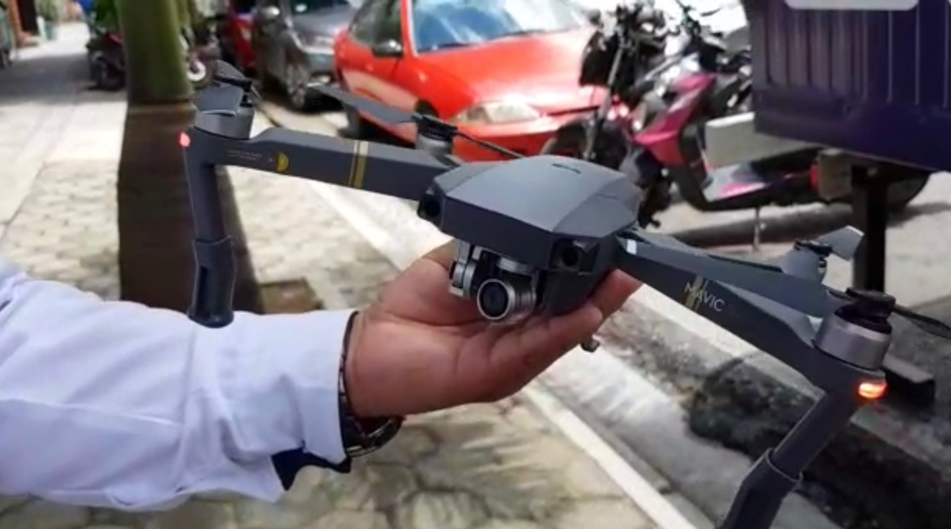 -Los drones sobrevolarán lugares con presencia de habitantes. (Especial)