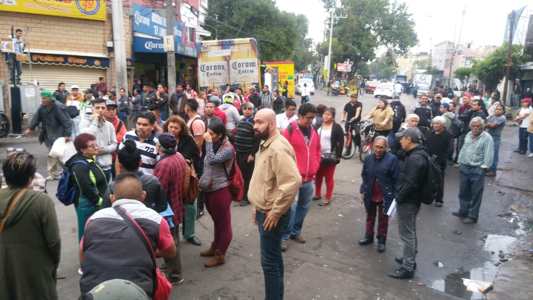 Los comerciantes indicaron que no descartan conformar una comisión para tratar de hablar con las autoridades delegacionales y que les devuelvan sus co