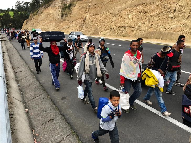 El gobierno ecuatoriano anunció la creación de un corredor humanitario a lo largo de su territorio para que los venezolanos que ingresen sean traslada