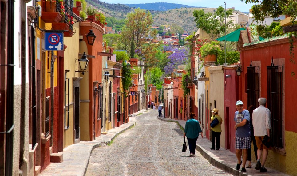 Una de las mágicas calles de San Miguel de Allende. (Especial)