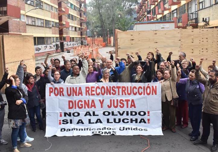 La organización pidió a Sheinbaum tratar con ellos sus casos y no visitar casa por casa. (Facebook Multifamiliar Tlalpan)