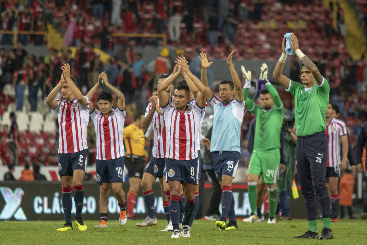 Chivas tras su triunfo ante el Atlas en el Clásico Tapatío del A18 (Mexsport)