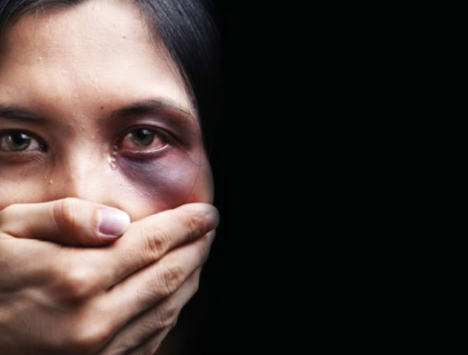 El 42.2% de las mujeres en Coahuila, han enfrentado agresiones de su esposo o pareja actual. (Especial)