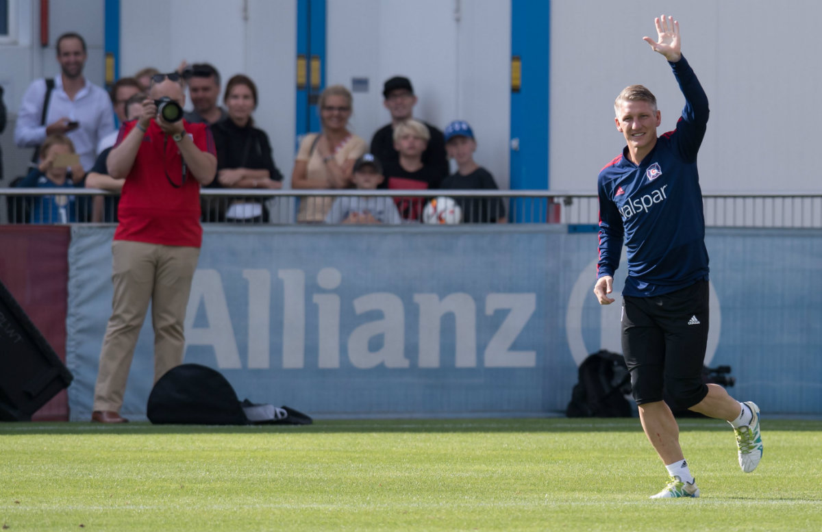 Bastian Schweinsteiger en un entrenamiento previo al amistoso entre el Chicago Fire y Bayern Múnich (AFP)