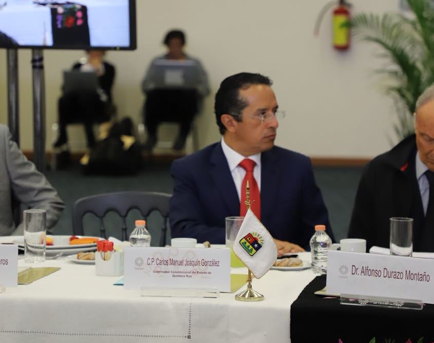 Carlos Joaquín destacó los avances en la planeación del Tren Maya durante la reunión de la Conago. (Especial)