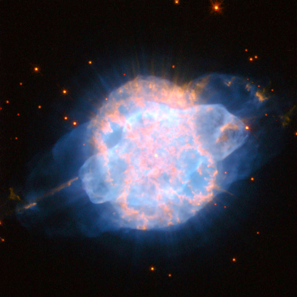 La nebulosa NGC 3918, un 'ojo en el cielo'. (NASA / ESA / Hubble)