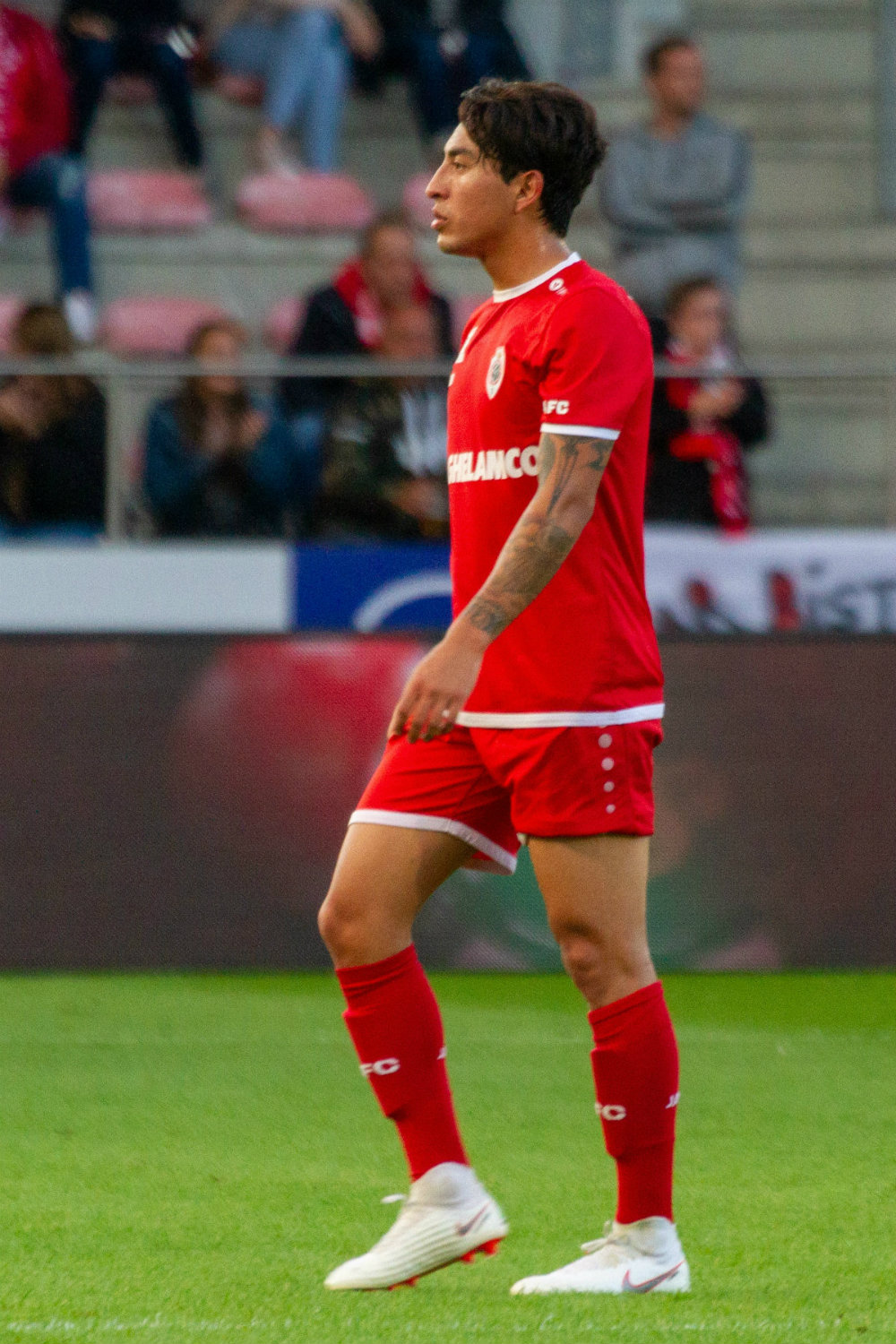 Omar Govea fue expulsado en su debut con el Royal Antwerp (royalantwerpfc.be)